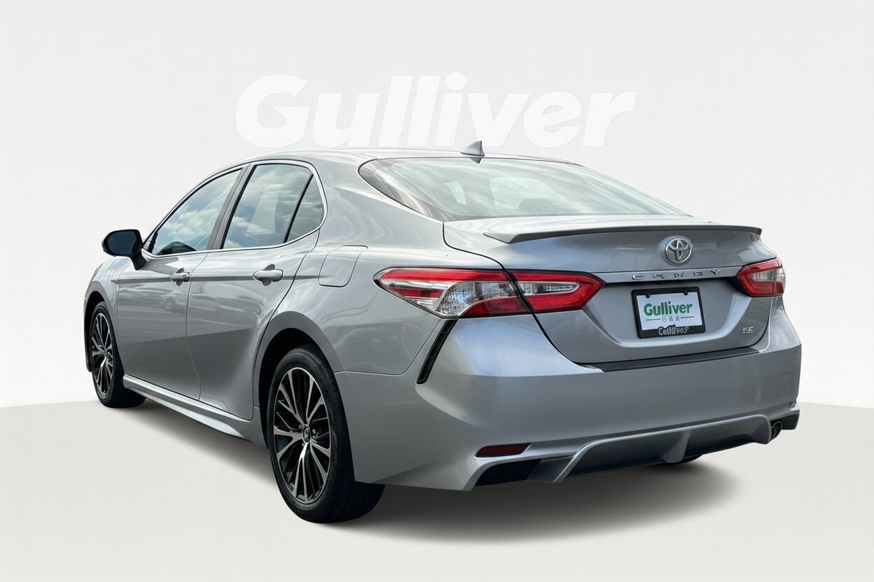 2020 Toyota Camry 8
