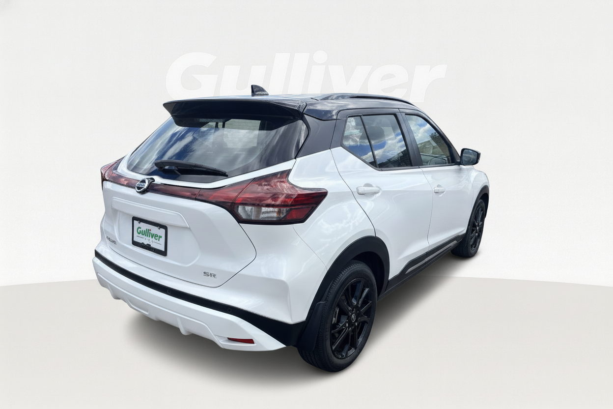2021 Nissan Kicks SR - Photo 8