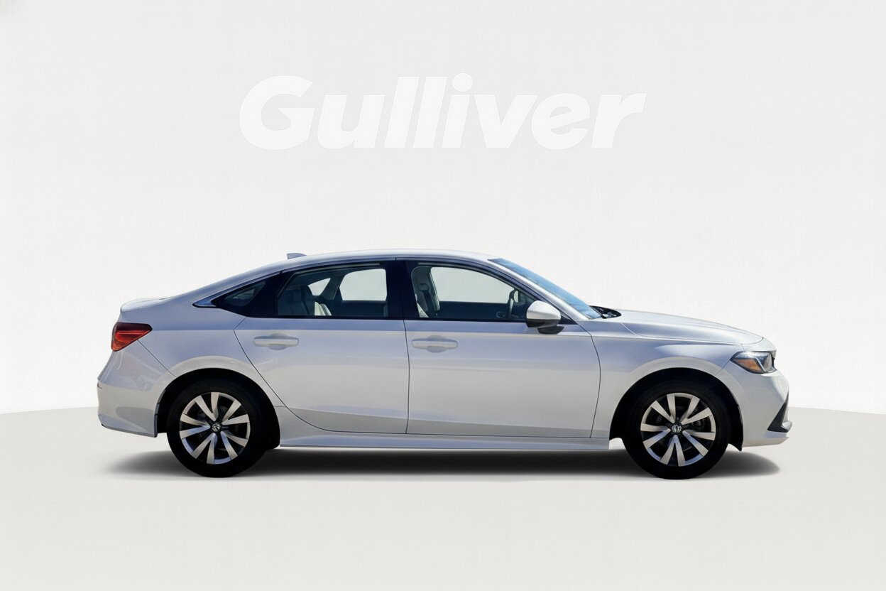 2022 Honda Civic LX - Photo 4