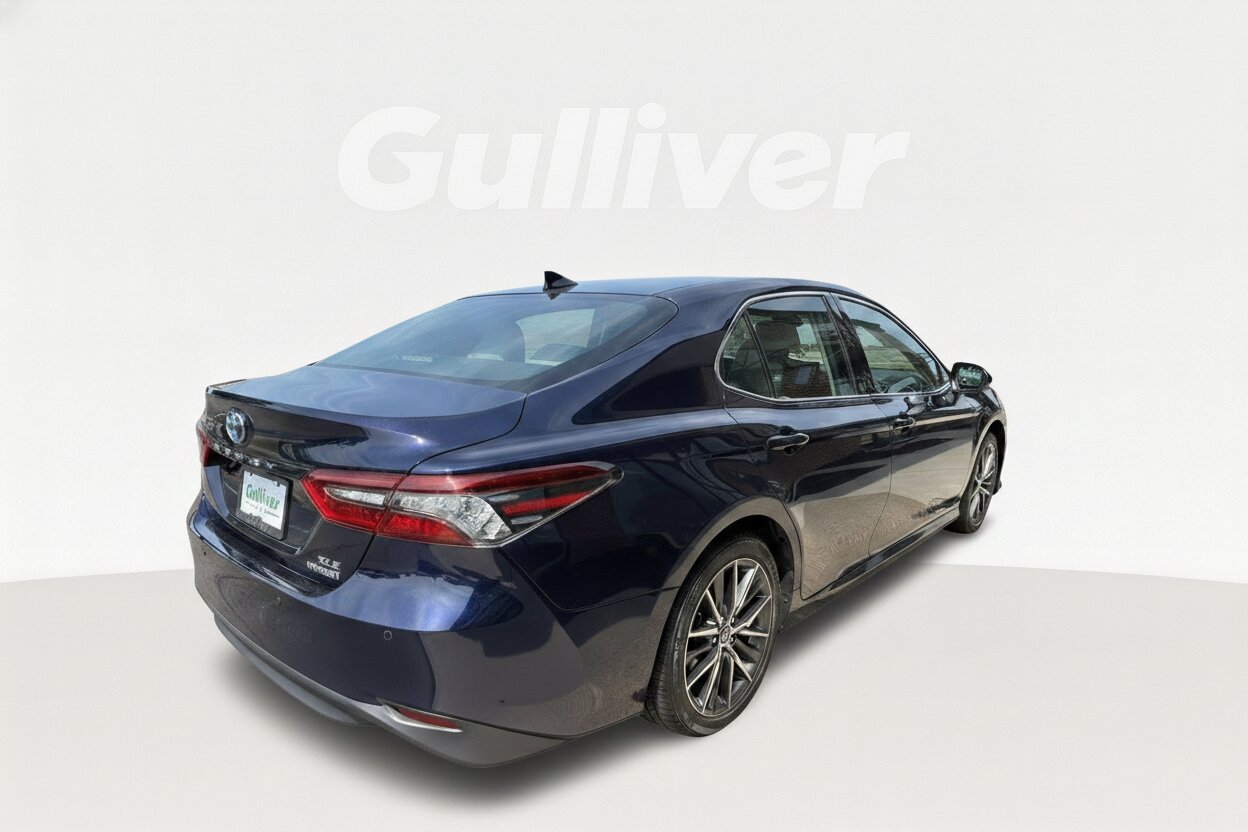 2021 Toyota Camry 7
