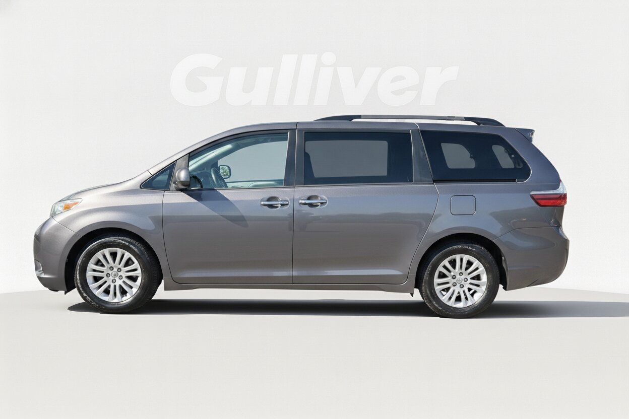 2016 Toyota Sienna 8